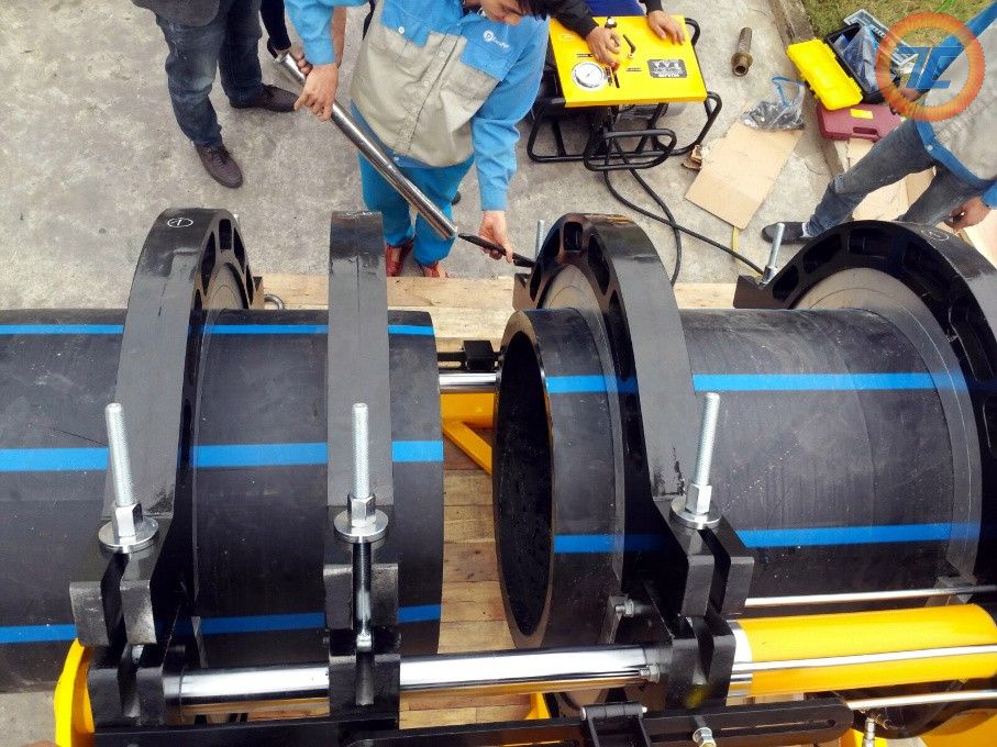 Phương pháp hàn nhiệt đối đầu áp dụng cho những đường ống có kích thước lớn và cần sử dụng máy móc, thiết bị bổ trợ thực hiện